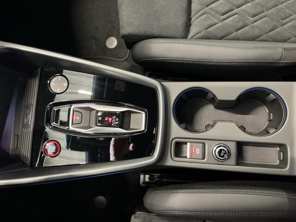 Audi RS3 RS 3 Sportback S tronic ACC AUT HUD Kam.