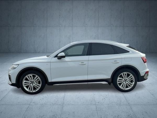Audi Q5 Sportback TFSI e S line business qu S tr HUD