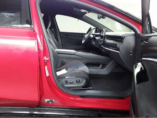 Volkswagen ID.7 Tourer GTX - Interieur und Exterieur Plus Paket