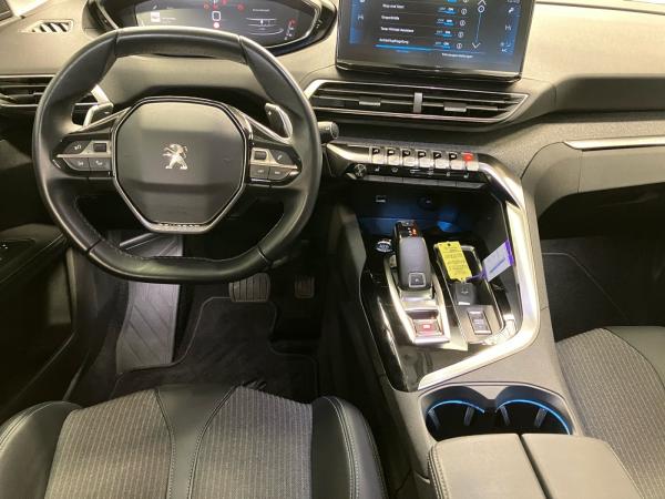 Peugeot 3008 Sofort verfügbar*Haustürlieferung*Anhängerkupplung*Autom. Geschwindigkeitskontrolle*Sitzheizung vorn