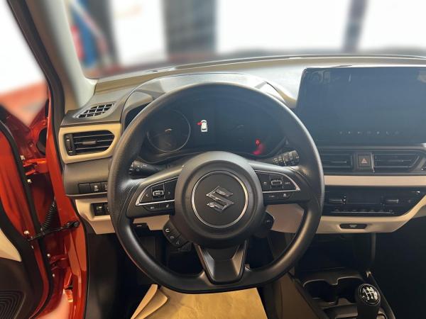 Suzuki Swift 1.2 Dualjet Hybrid Club *Navi/Kamera/LED/DAB/Totwinkelassistent*