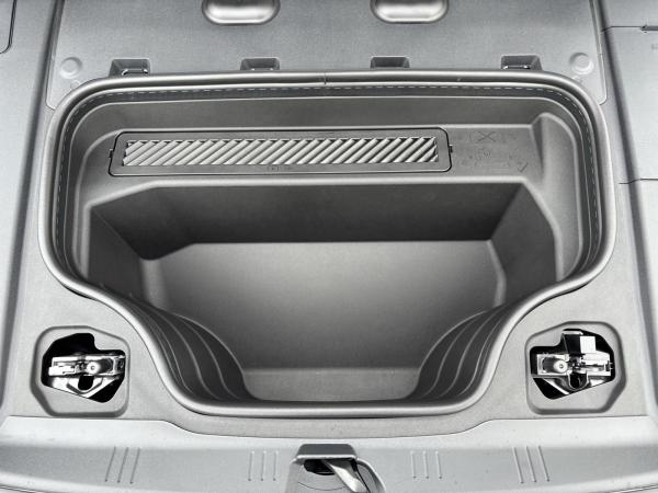 Audi A6 e-tron Avant quattro TECH PLUS S line Ext./Int. AHK *SOFORT VERFÜGBAR*