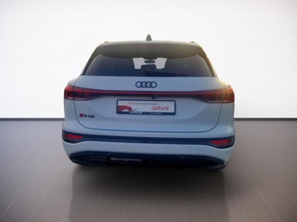 Audi SQ6 e-tron NP:111tEUR! B&O.WÄRMEPUMPE.PANO.MATRIX.LEDER