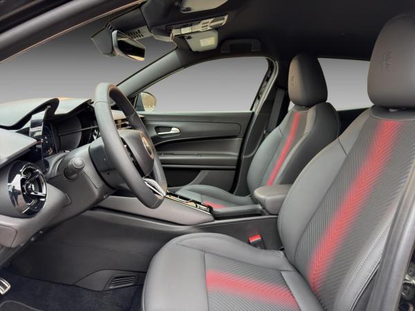 Alfa Romeo Junior IBRIDA TI 107kW (145 PS) - Gewerbe