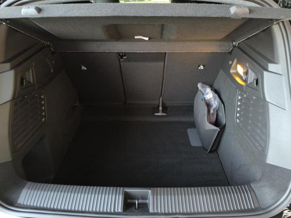 Mitsubishi Eclipse Cross (YKEB8)