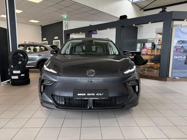 MG S5 EV Luxury Long Range