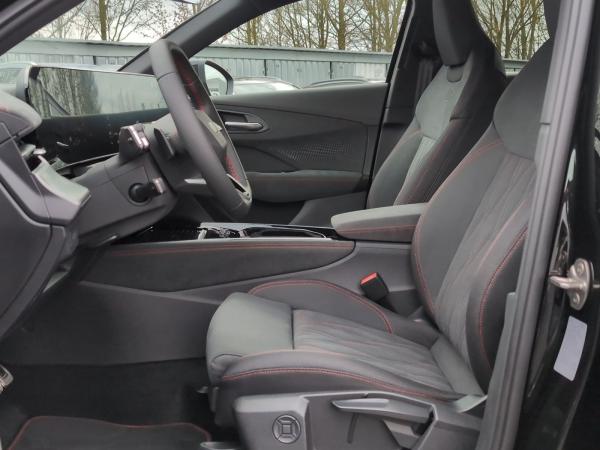 Audi Q3 Sportback e-hybrid S line 200 kW S tronic *Matrix*Lenkradheizung*Tech Plus*