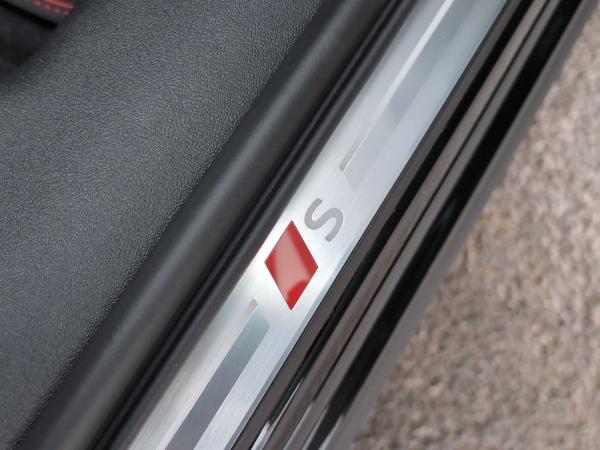 Audi Q3 Sportback e-hybrid S line 200 kW S tronic *Matrix*Lenkradheizung*Tech Plus*