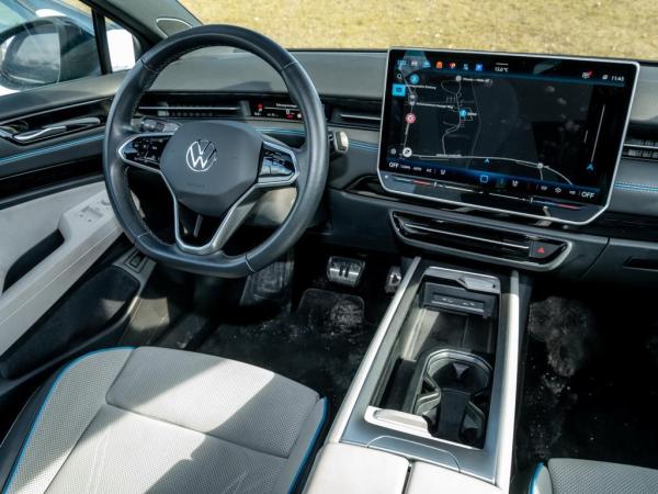Volkswagen ID.7 Pro 82kWh Matrix/360°Kamera/4xSitzhz/Navi