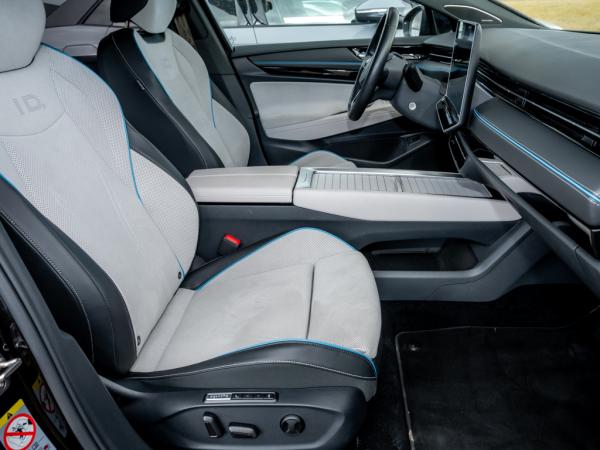 Volkswagen ID.7 Pro 82kWh Matrix/360°Kamera/4xSitzhz/Navi