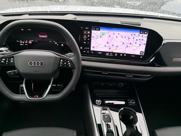Audi A5 e-hybrid 2.0 TFSIe quattro S tronic Matrix