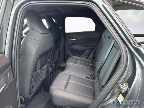 Audi Q3 Spb TFSI S tr. *Tech Plus*Pano*S line*