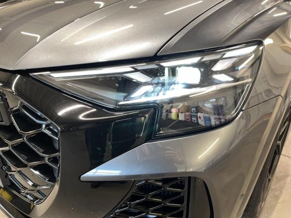 Audi RS Q8 SUV performance tiptronic 360 4xSHZ