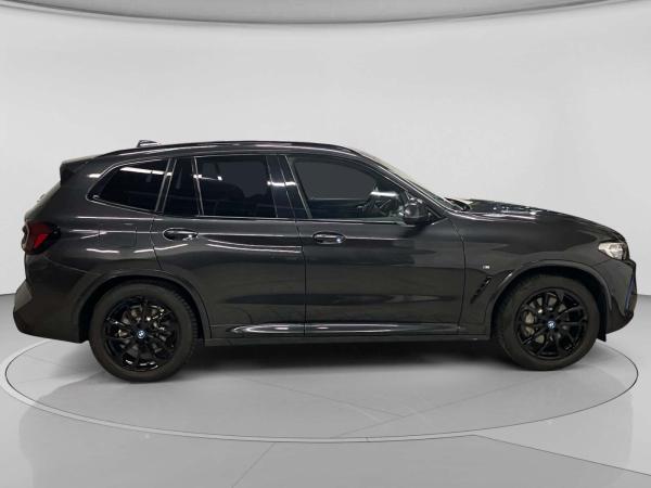 BMW iX3 Sofort verfügbar*Haustürlieferung*Driving Assistant Prof*Panorama Schiebedach*Komfortzugang*Anhänger