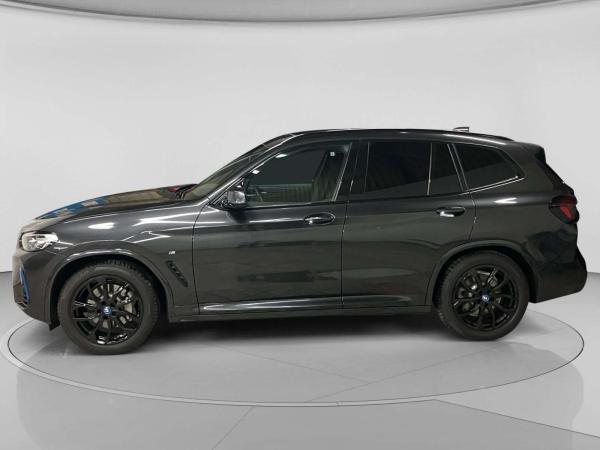 BMW iX3 Sofort verfügbar*Haustürlieferung*Driving Assistant Prof*Panorama Schiebedach*Komfortzugang*Anhänger