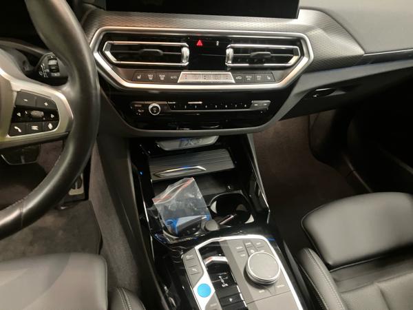 BMW iX3 Sofort verfügbar*Haustürlieferung*Driving Assistant Prof*Panorama Schiebedach*Komfortzugang*Anhänger
