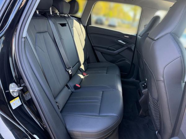 Audi Q6 e-tron performance S line Tech pro MMI pro Pano AHK B&O m. Kopst. Anschlussgarantie