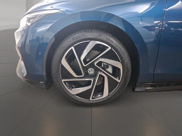 Volkswagen ID.7 Pro AHK HUD 360° DCC Matrix Massage Navi