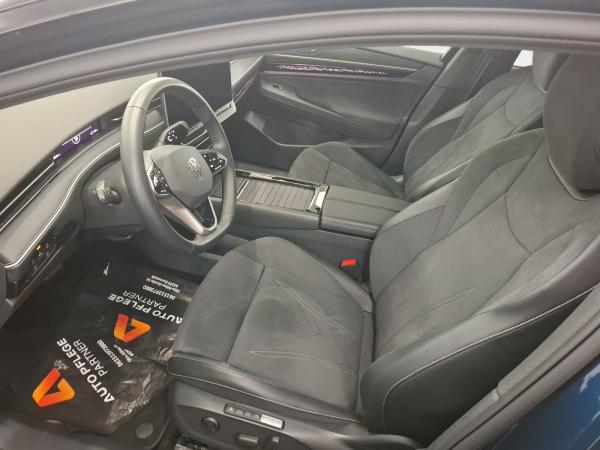 Volkswagen ID.7 Pro AHK HUD 360° DCC Matrix Massage Navi