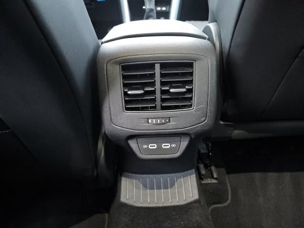 Volkswagen T-Roc 1.0 TSI Goal ACC DynLicht SpurH Facelift