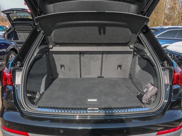 Audi Q3 45 TFSI quattro INTERIEUR-S-LINE+MATRIX+NAVI