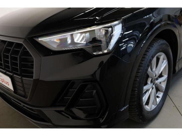 Audi Q3 35 TFSI S line VCP/AHK/Pano/NAV/SH