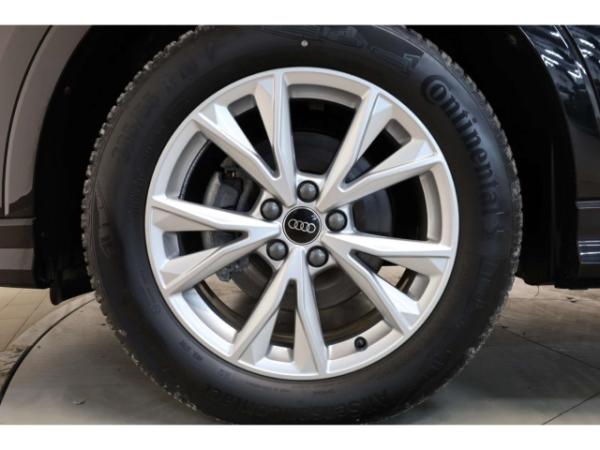 Audi Q3 35 TFSI S line VCP/AHK/Pano/NAV/SH