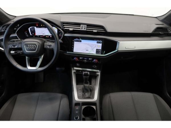 Audi Q3 35 TFSI S line VCP/AHK/Pano/NAV/SH