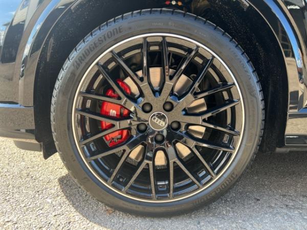 Audi SQ2 qu TFSI (300 PS) S tronic MMI-Plus 19'' AHK APS-Plus