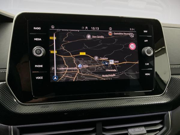 Volkswagen T-Cross R-LINE BLACK STYLE 1.5TSI DSG ACC.AHK.NAVI+VC.2xPDC.LED.APP-C.SHZ