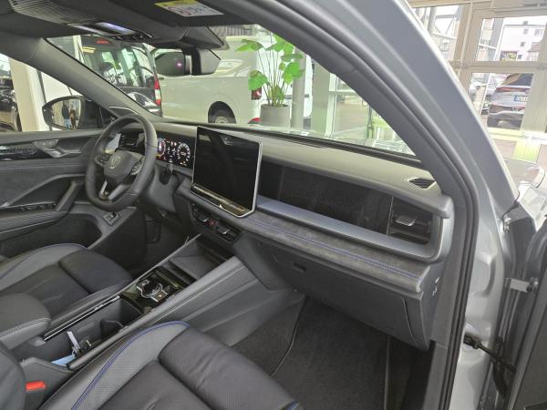 Volkswagen Tayron R-Line "Black Style" //SOFORT VERF.// 7-Sitzer, Standheizung, HUD, LED usw.