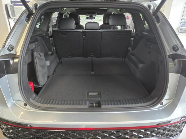 Volkswagen Tayron R-Line "Black Style" //SOFORT VERF.// 7-Sitzer, Standheizung, HUD, LED usw.