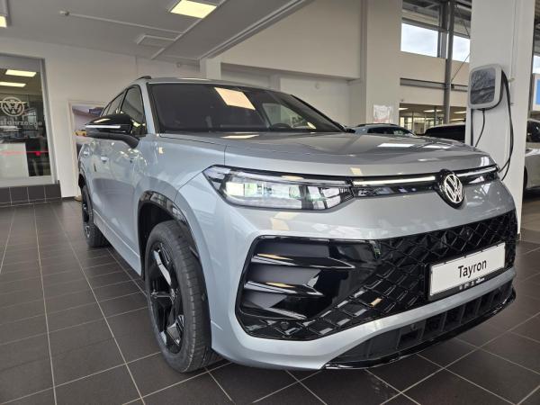 Volkswagen Tayron R-Line "Black Style" //SOFORT VERF.// 7-Sitzer, Standheizung, HUD, LED usw.