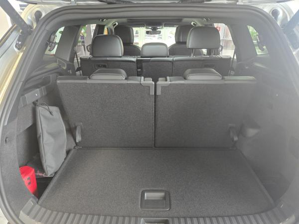 Volkswagen Tayron R-Line "Black Style" //SOFORT VERF.// 7-Sitzer, Standheizung, HUD usw.