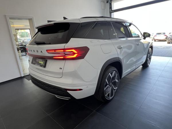 Skoda Kodiaq Sportline Plug-In 0,5% Alle-Pakete|AHK|20" Voll-Ausstattung!