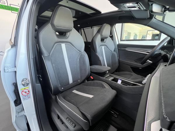 Skoda Kodiaq Sportline Plug-In 0,5% Alle-Pakete|AHK|20" Voll-Ausstattung!