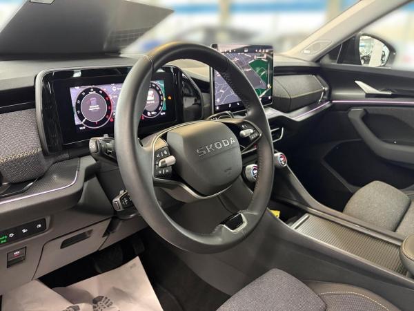 Skoda Kodiaq SELECTION 2.0 TDI DSG 4x4 +CANTON+AHK+MATRIX+RKAM+APP+ACC