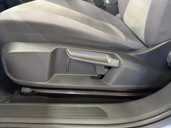 Volkswagen ID.3 Pro Life LED Navi ACC PDC SHZ ACC AUT LED