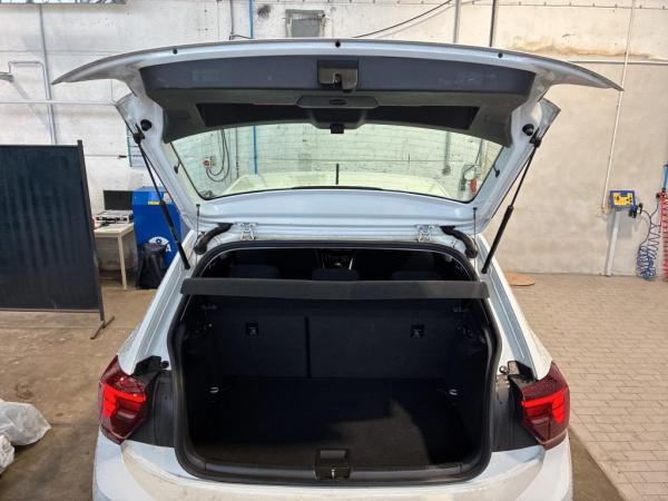 Volkswagen Polo 1.0 LIFE (80 PS) /LED/KLIMA/PDC/ASSISTENZ/DAB UVM.