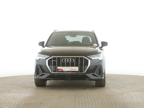 Audi Q3 45 TFSI quattro S line AHK+Matrix+RFK+MMI-Plus