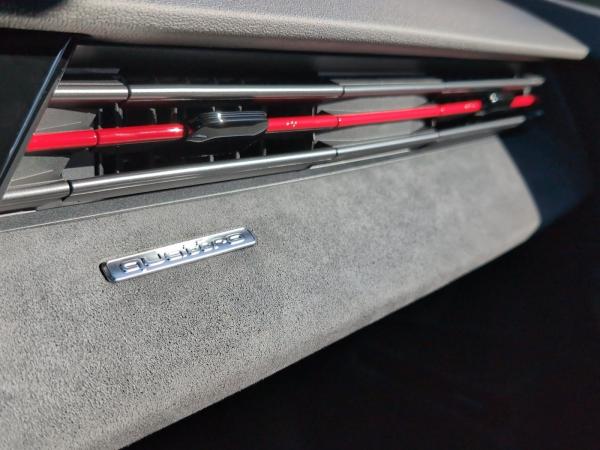 Audi RS3 Sportback 294 kW S tronic *Matrix*HUD*SONOS Premium*Navi+*MMI experience Pro*