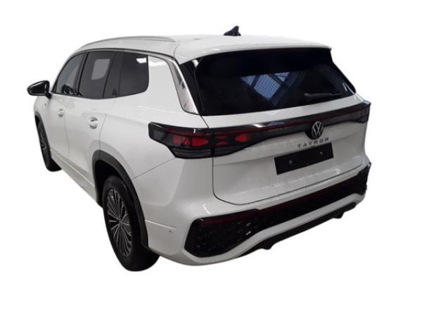 Volkswagen Tayron R-Line 2.0TDI DSG 4M +AHK+360°+PANO+STDHZG+