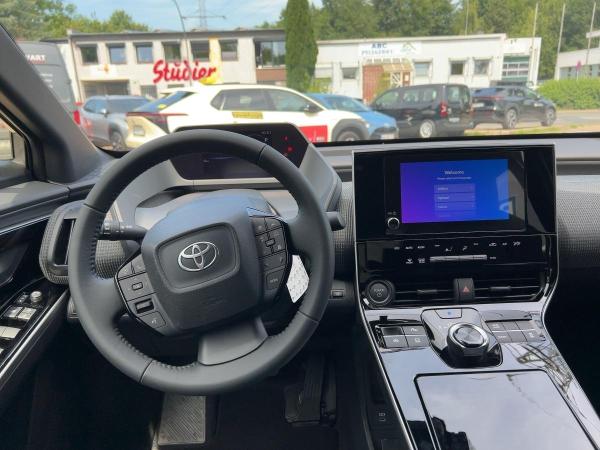 Toyota bZ4X ***Toyota bZ4X 5-Türer Comfort Elektromotor (150kW) Frontantrieb***