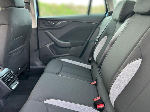 Skoda Kamiq Balance 1,0 TSI DSG ACC SHZ PDC AHK *SONDERAKTION*