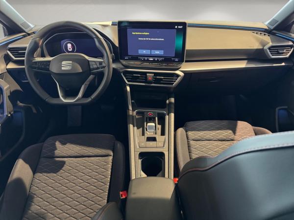 Seat Leon Sportstourer FR 1.5 TSI DSG Navi,LED,Full Link,Einparkhilfe,Kamera