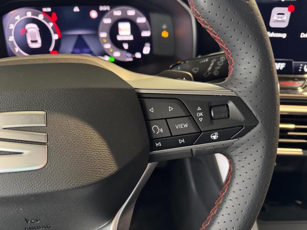 Seat Leon Sportstourer FR 1.5 TSI DSG Navi,LED,Full Link,Einparkhilfe,Kamera