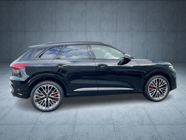 Audi Q5 SUV edition one e-hybrid qu S tr. PANO HUD 21