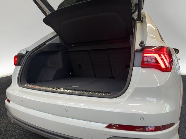 Audi Q3 S line quattro 40 TFSI Standh Kamera AHK Navi