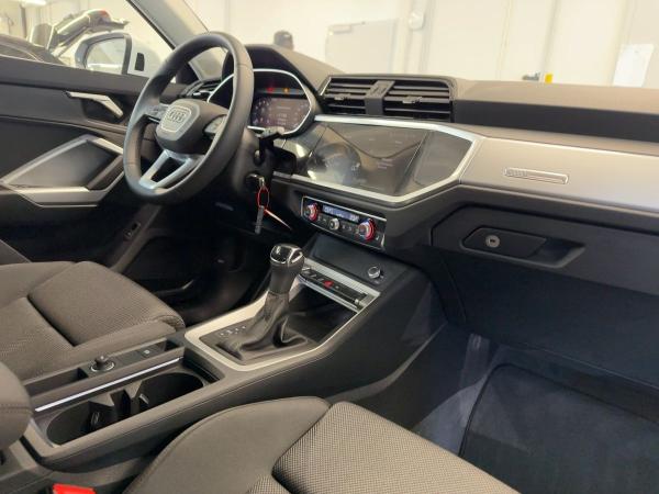 Audi Q3 Sportback S line 35 TFSI AHK Navi LED DAB