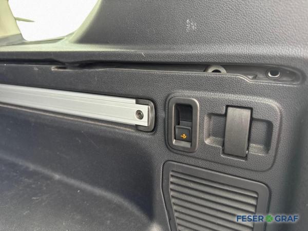 Volkswagen Touran 2.0 TDI DSG AHK NAVI SHZ